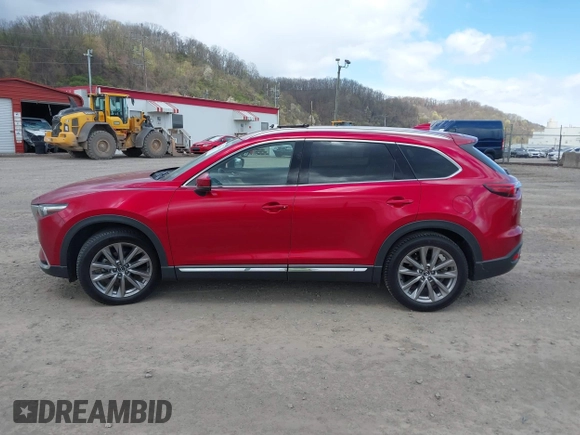 2020 Mazda CX-9 Grand Touring with VIN JM3TCBDY3L0424414, listed as a IAAI auction lot 42044246 with 23,687 mi miles. Bid and sale history available at carsss.com. Image 14.