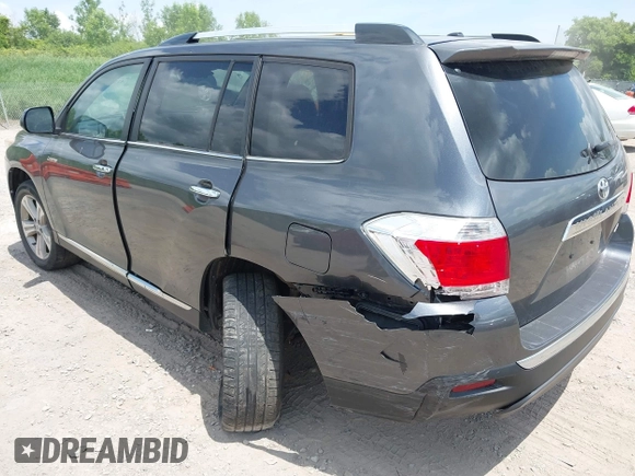 2013 Toyota Highlander Limited with VIN 5TDDK3EH7DS260071, listed as a IAAI auction lot 42526334 with 150,516 mi miles and . Bid and sale history available at DreamBid. Image 3.