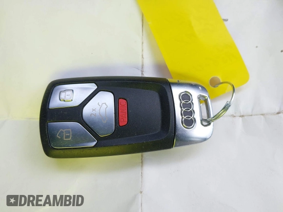 2022 Audi A4 S line Premium Plus z VIN WAUEAAF41NN015360, wystawiony jako IAAI lot #41320262 z przebiegiem 63 275 mil mil oraz . Historia ofert i sprzedaży dostępna na DreamBid. Obrazek 11.