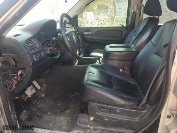 2007 Chevrolet Tahoe LT with VIN 1GNFK13007R347007, listed as a Copart auction lot 52555025 with 155,670 mi miles and Salvage Title. Bid and sale history available at carsss.com. Image 7.