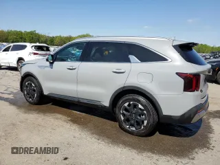 2025 Kia Sorento S z VIN 5XYRL4JC4SG321227, wystawiony jako Copart lot #52421925 z przebiegiem 14 351 mil mil oraz Szkoda całkowita • Salvage title. Historia ofert i sprzedaży dostępna na DreamBid. Obrazek 2.