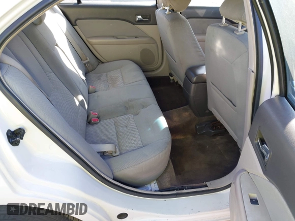 2012 Ford Fusion SE with VIN 3FAHP0HA9CR402640, listed as a IAAI auction lot 42052610 with 210,441 mi miles and . Bid and sale history available at carsss.com. Image 8.