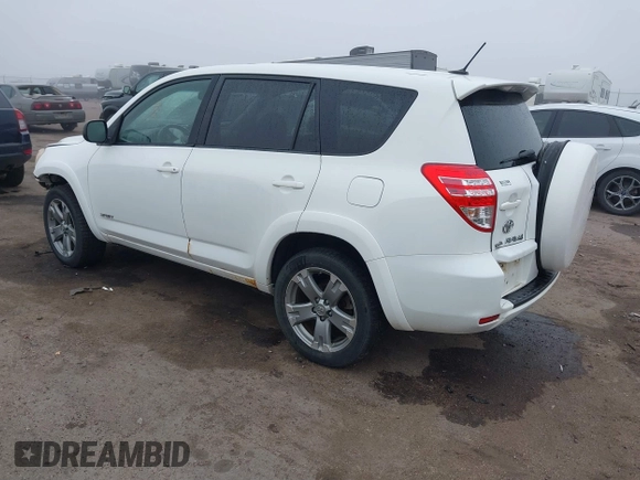 2009 Toyota RAV4 Sport with VIN JTMBK32V59D002281, listed as a IAAI auction lot 40781157 with 169,733 mi miles. Bid and sale history available at carsss.com. Image 3.