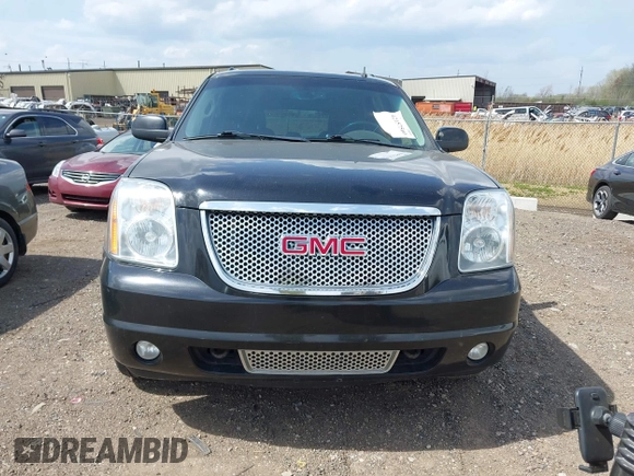 2013 GMC Yukon XL Denali with VIN 1GKS2MEF8DR350974, listed as a IAAI auction lot 42157560 with 285,848 mi miles and . Bid and sale history available at DreamBid. Image 12.