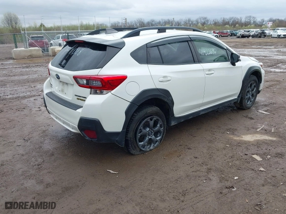 2021 Subaru Crosstrek Sport with VIN JF2GTHSC0MH239018, listed as a IAAI auction lot 41922637 with 98,943 mi miles. Bid and sale history available at carsss.com. Image 4.