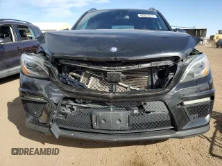 2013 Mercedes-Benz M 63 AMG with VIN 4JGDA7EB2DA133999, listed as a Copart auction lot 49007075 with 125,781 mi miles and Salvage Title. Bid and sale history available at DreamBid. Image 5.