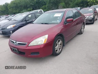 2006 Honda Accord EX-L с VIN 1HGCM56886A120998, выставлен на аукционе IAAI как лот 42329054 с пробегом 307 474 миль миль и . История ставок и продаж доступна на DreamBid. Изображение 2.