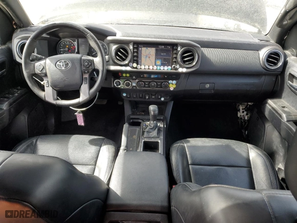 2020 Toyota Tacoma 4WD SR5 with VIN 3TMCZ5AN3LM332543, listed as a Copart auction lot 50872735 with 92,396 mi miles and Salvage Title. Bid and sale history available at carsss.com. Image 8.