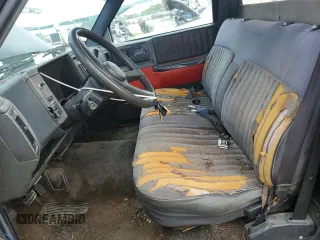 1992 GMC Sonoma with VIN 1GTCS14Z7N8518444, listed as a Copart auction lot 73292294 with 184,932 mi miles and Salvage Title. Bid and sale history available at carsss.com. Image 7.