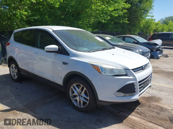 2016 Ford Escape SE z VIN 1FMCU9GX1GUC67851, wystawiony jako IAAI lot #42283011 z przebiegiem 134 458 mil mil oraz . Historia ofert i sprzedaży dostępna na DreamBid. Obrazek 1.
