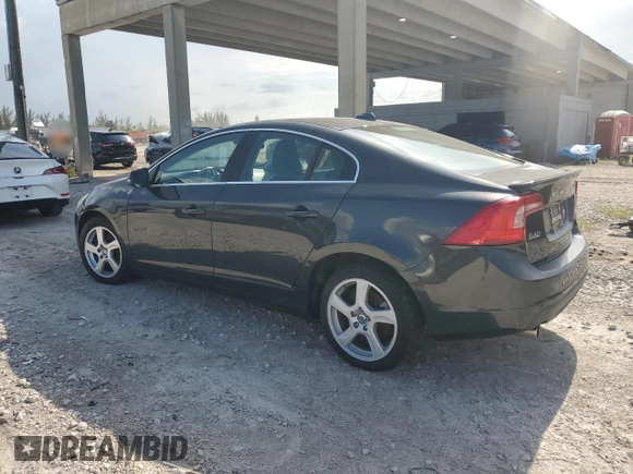 2013 Volvo S60 T5 Premier with VIN YV1612FS8D2185589, listed as a Copart auction lot 58694315 with 130,091 mi miles and Clean title. Bid and sale history available at DreamBid. Image 2.