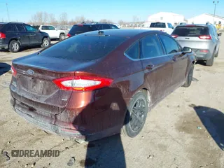 2016 Ford Fusion SE with VIN 3FA6P0H77GR177295, listed as a IAAI auction lot 41433555 with 133,519 mi miles. Bid and sale history available at carsss.com. Image 4.