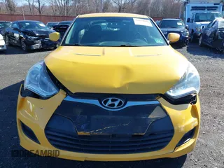 2012 Hyundai Veloster w/Black Int with VIN KMHTC6ADXCU042788, listed as a IAAI auction lot 41854662 with 90,500 mi miles. Bid and sale history available at carsss.com. Image 12.