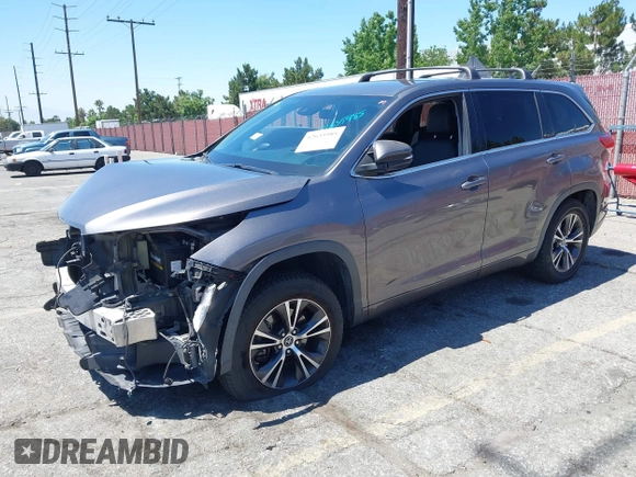 2018 Toyota Highlander LE with VIN 5TDZZRFH7JS250025, listed as a IAAI auction lot 42635985 with 122,488 mi miles and . Bid and sale history available at DreamBid. Image 23.