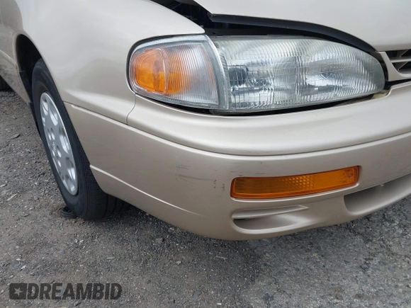 1996 Toyota Camry DX with VIN 4T1BG12K7TU813773, listed as a IAAI auction lot 42084977 with 49,453 mi miles. Bid and sale history available at carsss.com. Image 13.