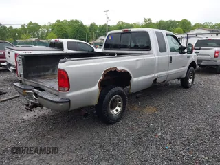 2003 Ford F-250 XL с VIN 1FTNX21P43ED12211, выставлен на аукционе IAAI как лот 42267003 с пробегом 214 101 миль миль и . История ставок и продаж доступна на DreamBid. Изображение 4.