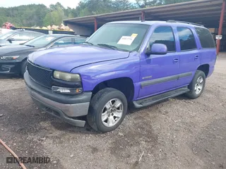 2002 Chevrolet Tahoe LT with VIN 1GNEK13Z32J271946, listed as a IAAI auction lot 41822716 with 295,863 mi miles. Bid and sale history available at carsss.com. Image 2.