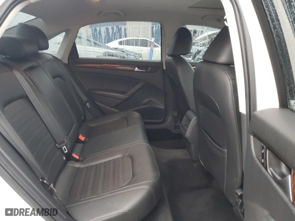 2012 Volkswagen Passat SEL with VIN 1VWCP7A37CC068273, listed as a Copart auction lot 84088624 with 70,672 mi miles and Salvage Title. Bid and sale history available at carsss.com. Image 10.