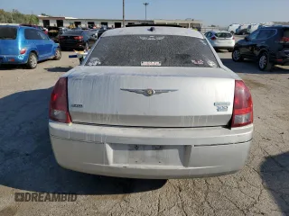 2006 Chrysler 300 Touring with VIN 2C3KK53G96H100292, listed as a Copart auction lot 69859834 with 189,678 mi miles and Clean Title. Bid and sale history available at carsss.com. Image 6.