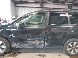 2017 Subaru Forester Premium with VIN JF2SJAEC9HH430364, listed as a IAAI auction lot 41839654 with 71,429 mi miles. Bid and sale history available at carsss.com. Image 14.