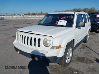 2012 Jeep Patriot Limited z VIN 1C4NJPCB8CD553758, wystawiony jako IAAI lot #41262329 z przebiegiem 121 688 mil mil oraz . Historia ofert i sprzedaży dostępna na DreamBid. Obrazek 6.