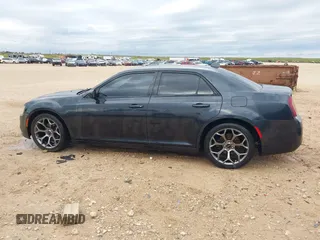 2018 Chrysler 300 with VIN 2C3CCABGXJH214404, listed as a IAAI auction lot 41941275 with 165,289 mi miles. Bid and sale history available at carsss.com. Image 14.