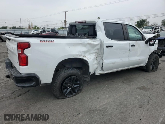 2021 Chevrolet Silverado 1500 LT Trail Boss with VIN 1GCPYFED0MZ439545, listed as a Copart auction lot 52602615 with 83,688 mi miles and Salvage Title. Bid and sale history available at DreamBid. Image 3.