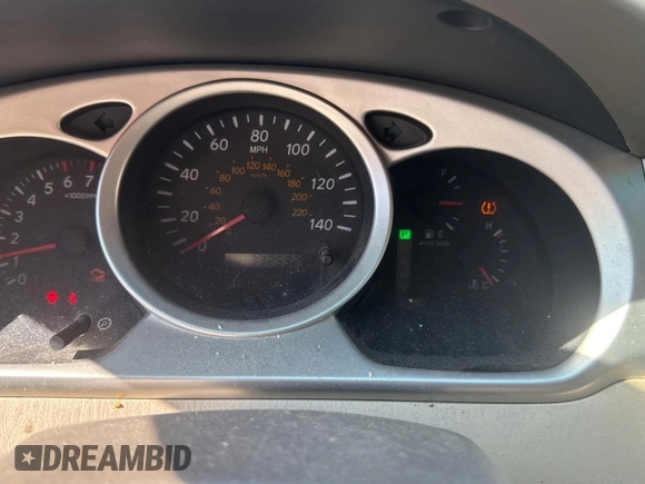 2004 Toyota Highlander z VIN JTEEP21A540013137, wystawiony jako Copart lot #57712075 z przebiegiem 332 592 mil mil oraz Czysty tytuł • Clean title. Historia ofert i sprzedaży dostępna na DreamBid. Obrazek 8.