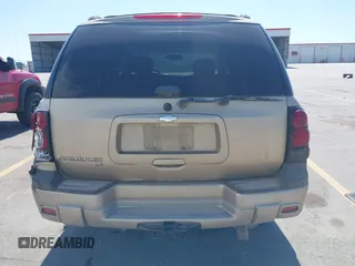 2006 Chevrolet TrailBlazer LS with VIN 1GNDT13S562346030, listed as a IAAI auction lot 41915887 with 228,486 mi miles and . Bid and sale history available at DreamBid. Image 16.