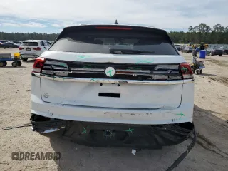 2024 Volkswagen Atlas SE z VIN 1V2WE2CA3RC226832, wystawiony jako Copart lot #45327965 z przebiegiem 5 824 mil mil oraz Szkoda całkowita • Salvage title. Historia ofert i sprzedaży dostępna na DreamBid. Obrazek 6.