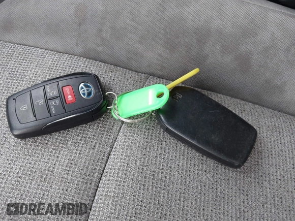 2021 Toyota Sienna LE z VIN 5TDKSKFCXMS036779, wystawiony jako IAAI lot #42037165 z przebiegiem 351 529 mil mil oraz . Historia ofert i sprzedaży dostępna na DreamBid. Obrazek 11.