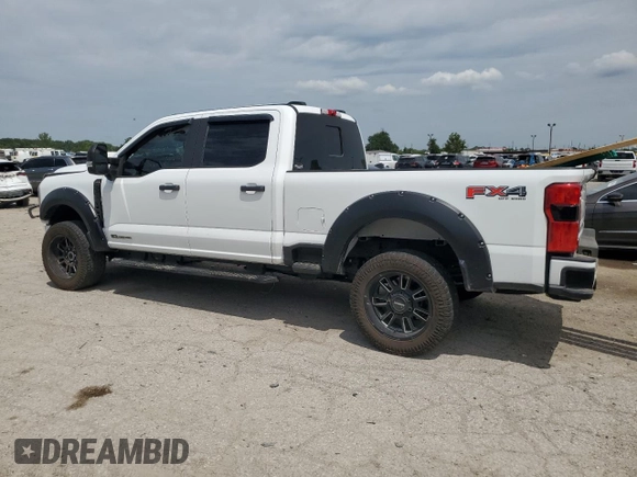 2023 Ford F-250 XL with VIN 1FT8W2BTXPEC34552, listed as a Copart auction lot 65428444 with 39,595 mi miles and Salvage title. Bid and sale history available at DreamBid. Image 2.