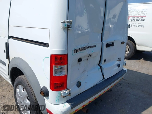 2013 Ford Transit Connect XLT z VIN NM0LS7BN1DT142402, wystawiony jako IAAI lot #42704844 z przebiegiem 127 148 mil mil oraz . Historia ofert i sprzedaży dostępna na DreamBid. Obrazek 12.
