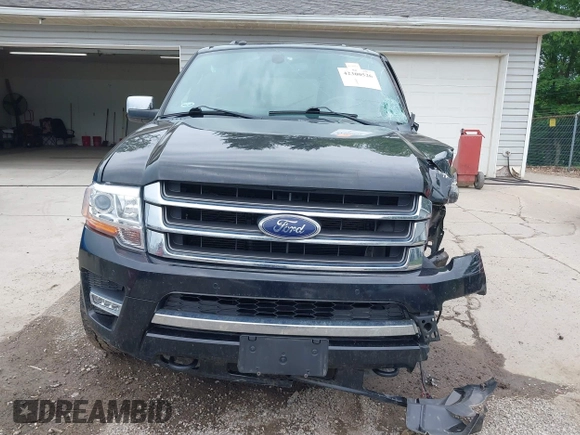 2017 Ford Expedition Max Limited z VIN 1FMJK2AT1HEA23400, wystawiony jako IAAI lot #42300526 z przebiegiem 172 399 mil mil oraz . Historia ofert i sprzedaży dostępna na DreamBid. Obrazek 13.