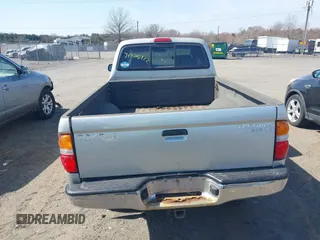 2004 Toyota Tacoma with VIN 5TEWN72N44Z342540, listed as a IAAI auction lot 41776122 with 178,867 mi miles and . Bid and sale history available at DreamBid. Image 16.