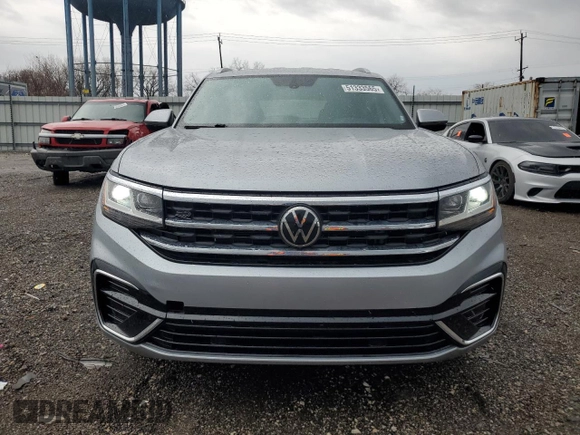 2021 Volkswagen Atlas SE with VIN 1V2NE2CA7MC211044, listed as a Copart auction lot 51333565 with 38,705 mi miles and Salvage title. Bid and sale history available at DreamBid. Image 5.