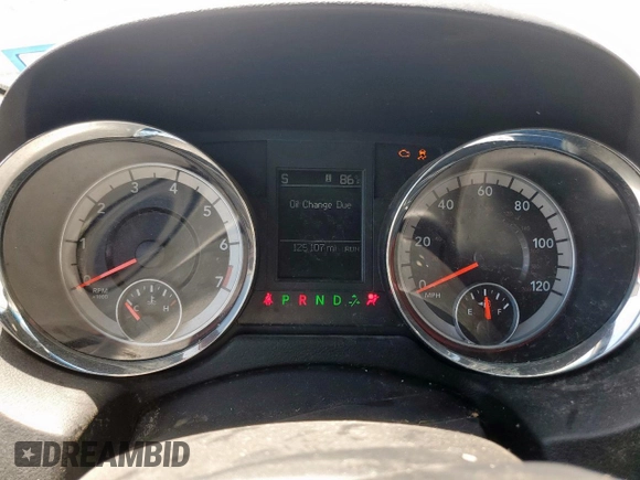 2014 Dodge Grand Caravan R/T with VIN 2C4RDGEG0ER357492, listed as a Copart auction lot 54117985 with 125,107 mi miles and Clean Title. Bid and sale history available at DreamBid. Image 9.