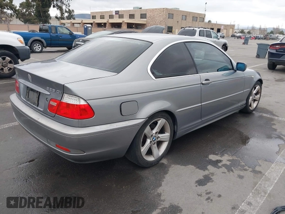 2004 BMW 3 Series 325Ci with VIN WBABD33424PL01554, listed as a IAAI auction lot 41499467 with 211,924 mi miles and . Bid and sale history available at carsss.com. Image 4.
