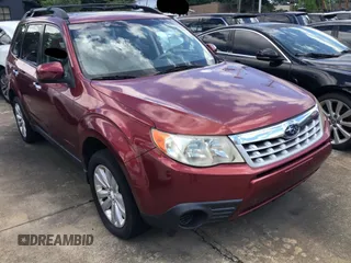 2012 Subaru Forester X Premium z VIN JF2SHADC5CH420436, wystawiony jako Copart lot #66755975 z przebiegiem 249 857 mil mil oraz Czysty tytuł • Clean title. Historia ofert i sprzedaży dostępna na DreamBid. Obrazek 1.