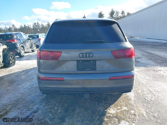 2017 Audi Q7 Prestige with VIN WA1VABF76HD046837, listed as a IAAI auction lot 41467499 with 116,011 mi miles. Bid and sale history available at carsss.com. Image 17.