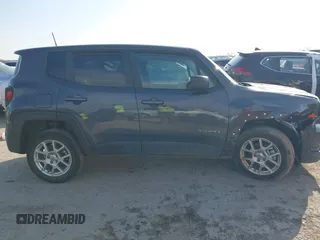 2023 Jeep Renegade Latitude with VIN ZACNJDB12PPP60061, listed as a IAAI auction lot 41578463 with 21,376 mi miles and . Bid and sale history available at DreamBid. Image 13.