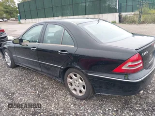 2006 Mercedes-Benz C 280 Luxury with VIN WDBRF92H36F768881, listed as a IAAI auction lot 40434681 with 258,478 mi miles and . Bid and sale history available at DreamBid. Image 3.