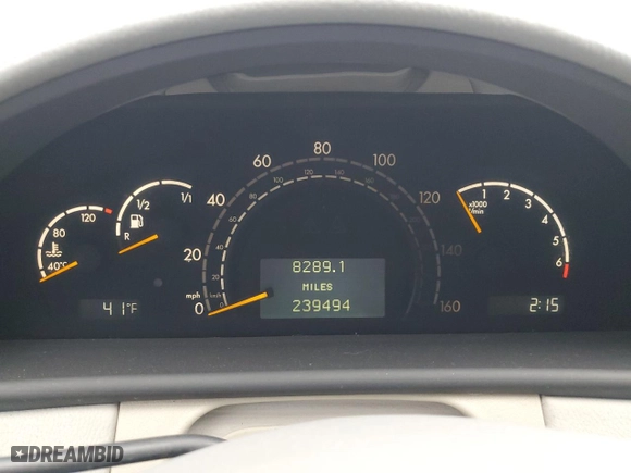 2004 Mercedes-Benz CL-Class with VIN WDBPJ75J14A041032, listed as a Copart auction lot 83577424 with 239,494 mi miles and Clean Title. Bid and sale history available at carsss.com. Image 9.