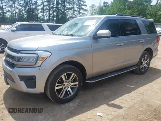 2022 Ford Expedition XLT z VIN 1FMJU1HTXNEA49452, wystawiony jako IAAI lot #41981687 z przebiegiem 42 396 mil mil oraz . Historia ofert i sprzedaży dostępna na DreamBid. Obrazek 17.
