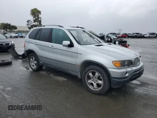 2001 BMW X5 4.4i with VIN WBAFB33571LH19064, listed as a Copart auction lot 49243495 with 295,923 mi miles and Non Repairable. Bid and sale history available at carsss.com. Image 4.