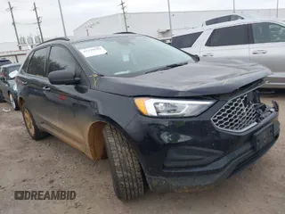 2023 Ford Edge SE z VIN 2FMPK4G98PBA06024, wystawiony jako IAAI lot #41539394 z przebiegiem 45 979 mil mil oraz . Historia ofert i sprzedaży dostępna na DreamBid. Obrazek 1.
