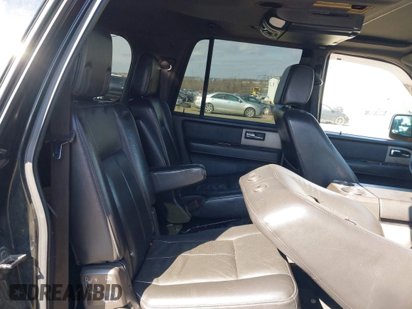 2007 Ford Expedition EL Limited with VIN 1FMFK19507LA76959, listed as a IAAI auction lot 41668013 with 289,070 mi miles. Bid and sale history available at carsss.com. Image 8.