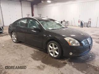 2006 Nissan Maxima 3.5 SE with VIN 1N4BA41E86C852083, listed as a IAAI auction lot 41677569 with 95,145 mi miles. Bid and sale history available at carsss.com. Image 1.