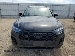 2022 Audi Q5 S line Prestige with VIN WA1FAAFY7N2111029, listed as a Copart auction lot 61124405 with 28,442 mi miles and Salvage title. Bid and sale history available at DreamBid. Image 5.