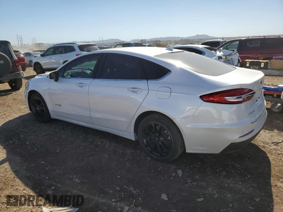 2019 Ford Fusion Hybrid SE with VIN 3FA6P0LU7KR284563, listed as a Copart auction lot 39979903 with 0 mi miles. Bid and sale history available at carsss.com. Image 2.